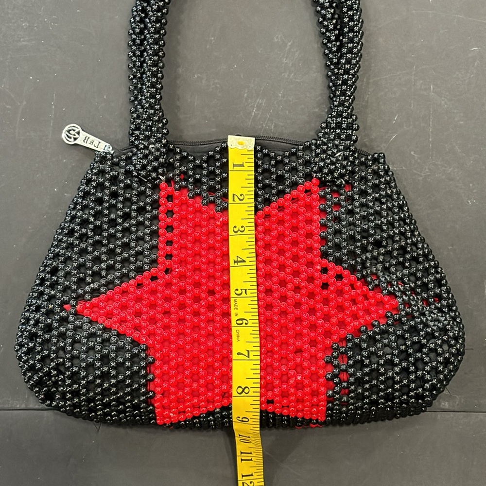 L&B Beaded Star Handbag - Picture 8 of 15